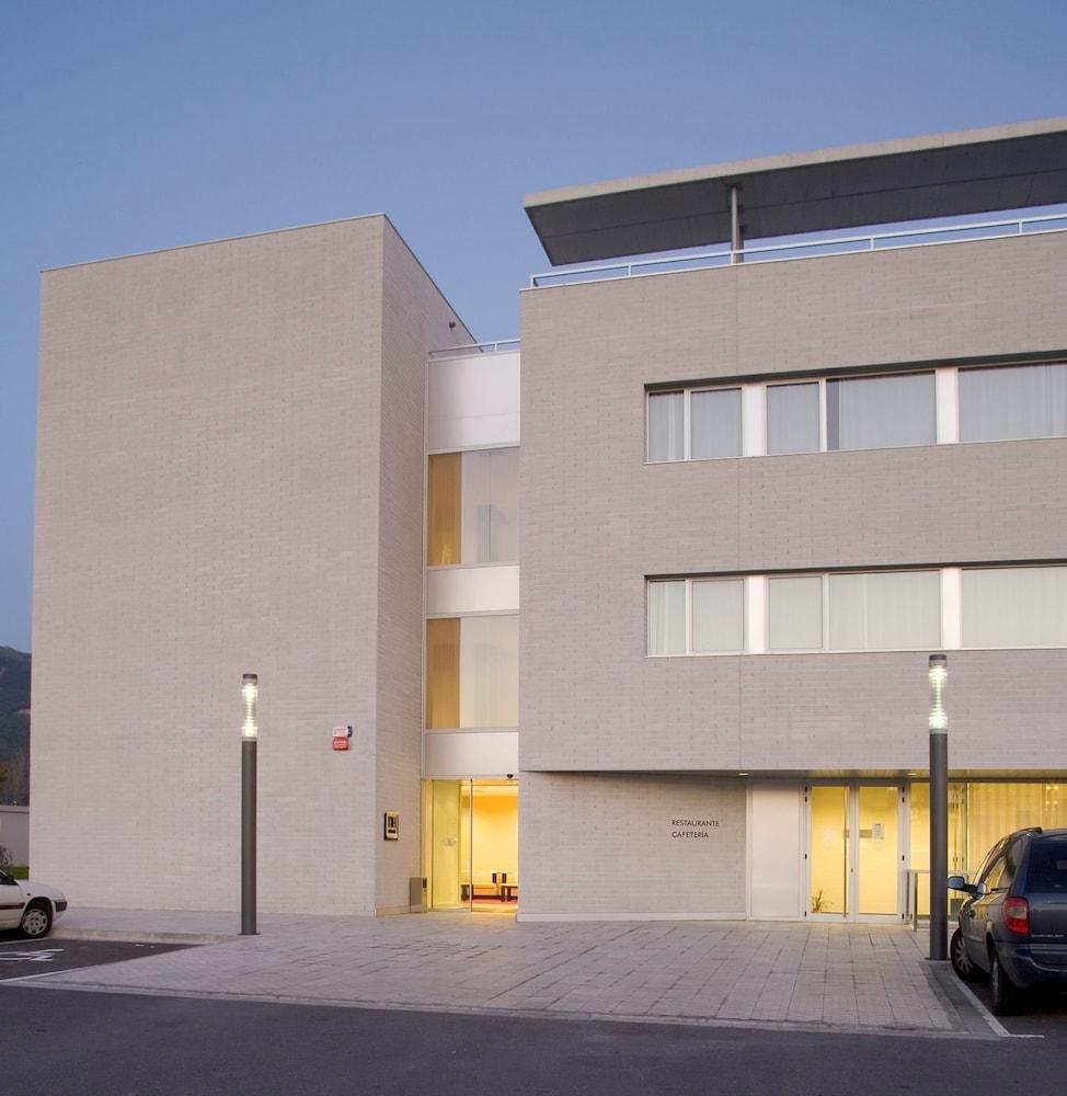 Azz Pamplona Norte Hotel Berriozar Buitenkant foto